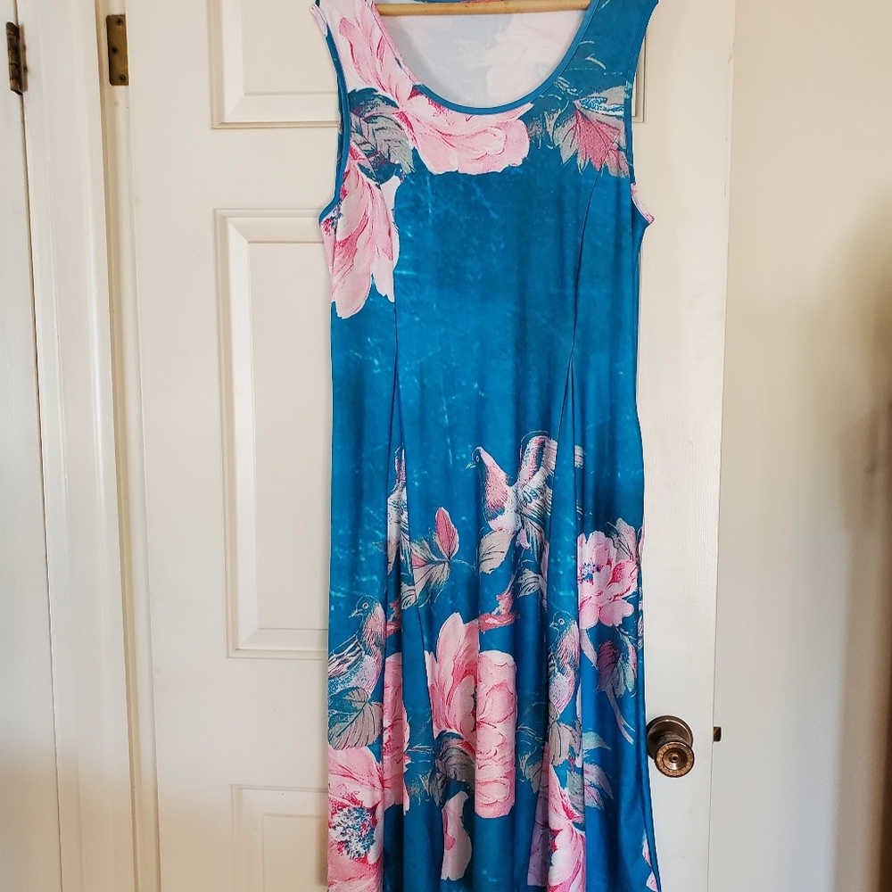 Sleeveless maxi dress